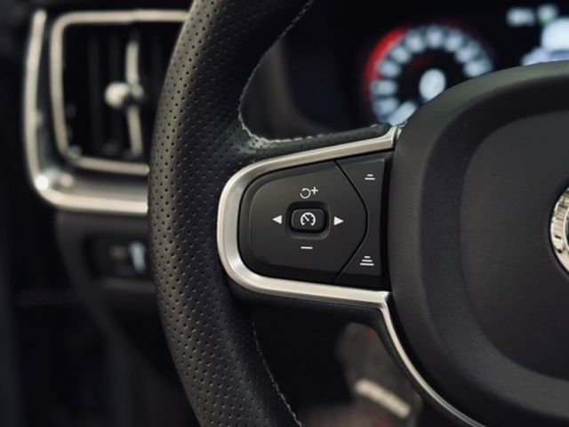 VOLVO富豪 V60  第13張相片