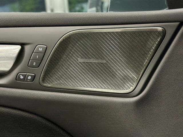 VOLVO富豪 V60  第16張相片