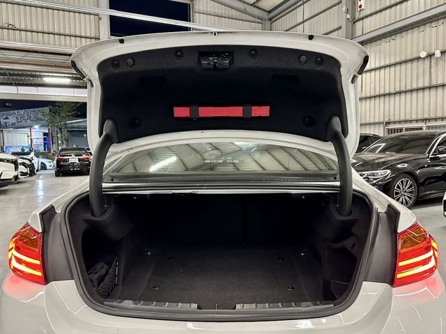 BMW寶馬 420I COUPE  第16張相片