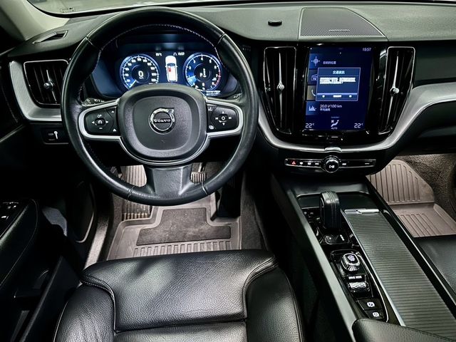 VOLVO富豪 XC60  第9張相片