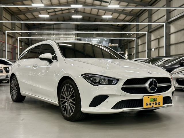 M-BENZ賓士 CLA200  第2張相片