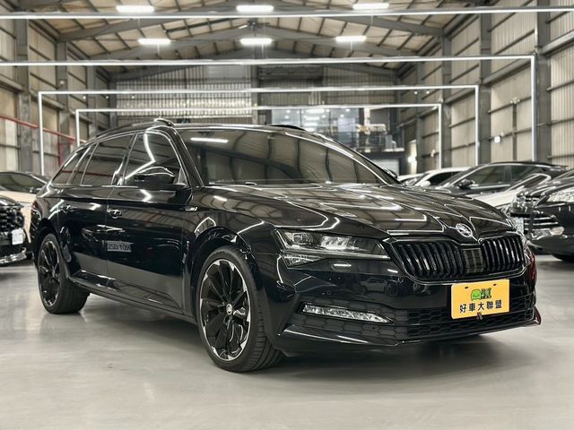 SKODA司科達 SUPERB COMBI  第2張相片