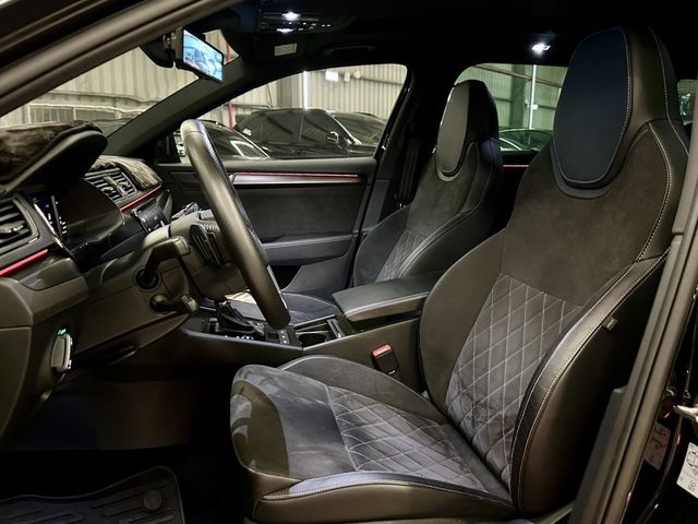 SKODA司科達 SUPERB COMBI  第7張相片