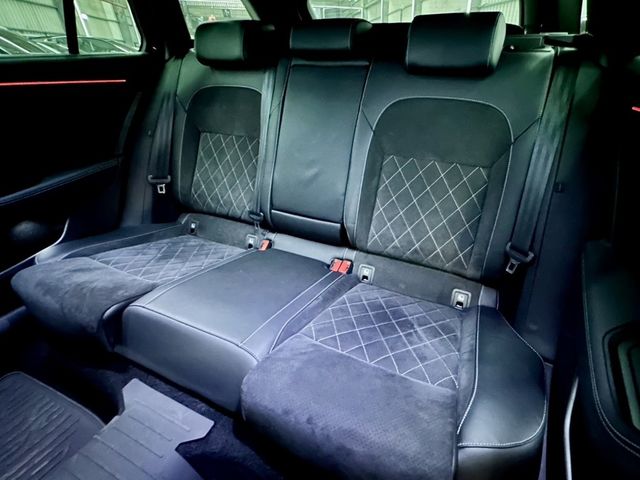 SKODA司科達 SUPERB COMBI  第8張相片