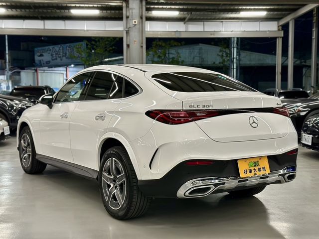 M-BENZ賓士 GLC300  第6張相片