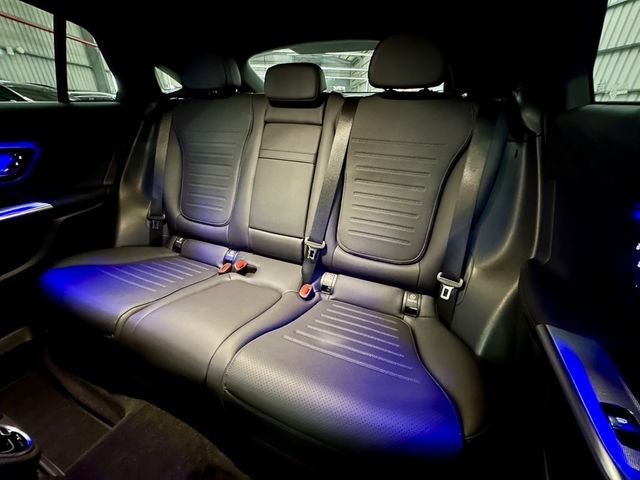 M-BENZ賓士 GLC300  第8張相片