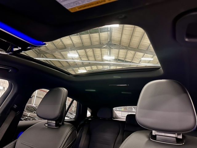 M-BENZ賓士 GLC300  第13張相片