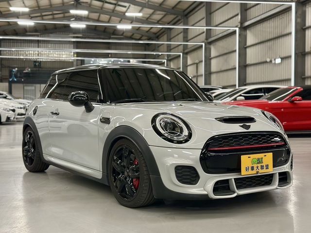 MINI迷你 MINI 5-DOOR  第2張相片