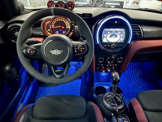 MINI迷你 MINI 5-DOOR  第9張相片
