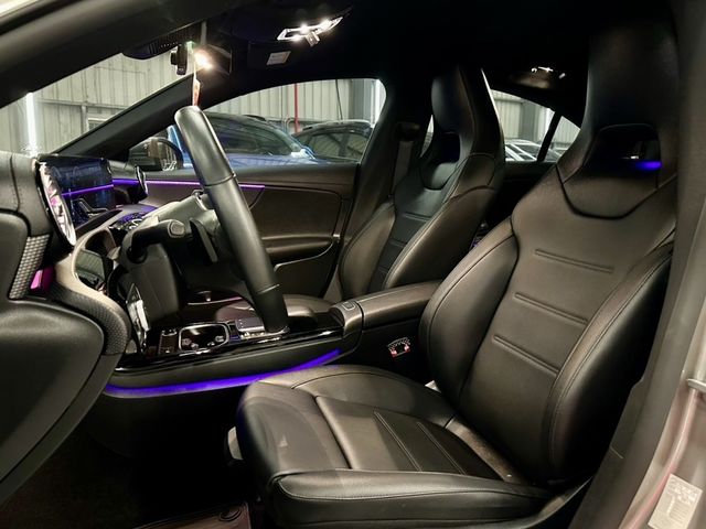 M-BENZ賓士 CLA200  第7張相片