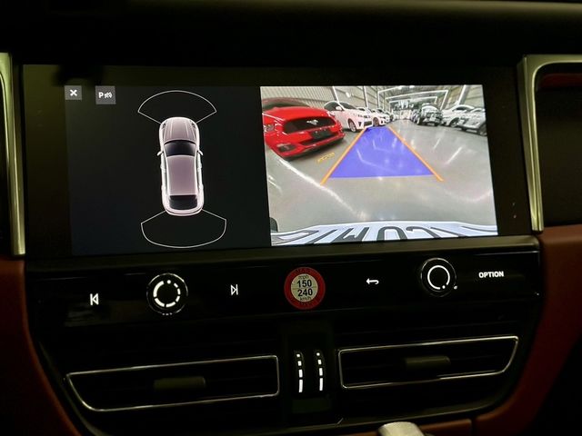 PORSCHE保時捷 MACAN  第11張相片