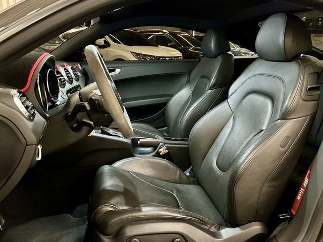 AUDI奧迪 TT COUPE  第7張相片