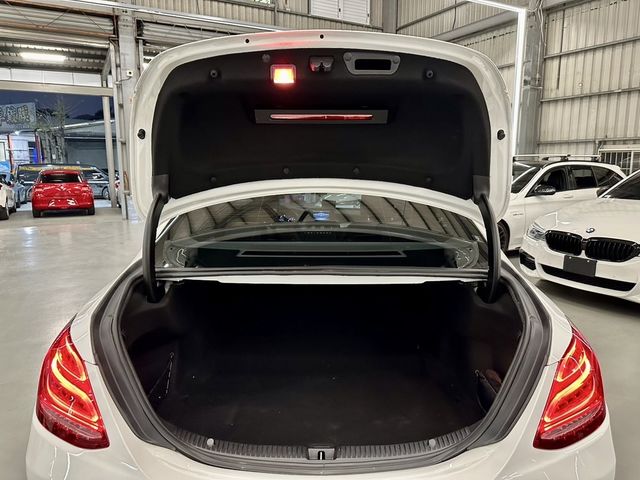 M-BENZ賓士 C180  第19張相片