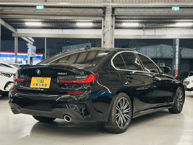 BMW寶馬 320I M SPORT  第5張相片