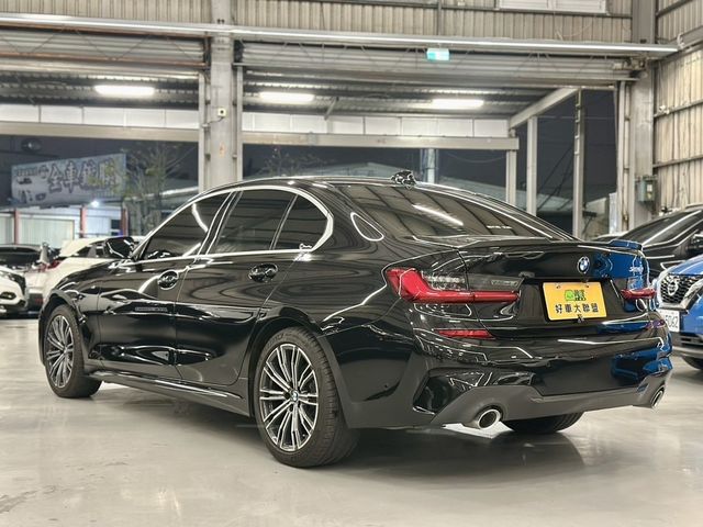 BMW寶馬 320I M SPORT  第6張相片