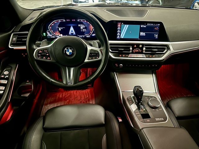 BMW寶馬 320I M SPORT  第9張相片