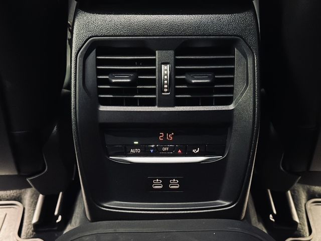BMW寶馬 320I M SPORT  第17張相片