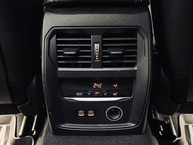 BMW寶馬 330I M SPORT  第19張相片