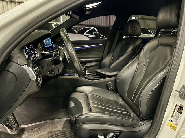 BMW寶馬 530I  第7張相片