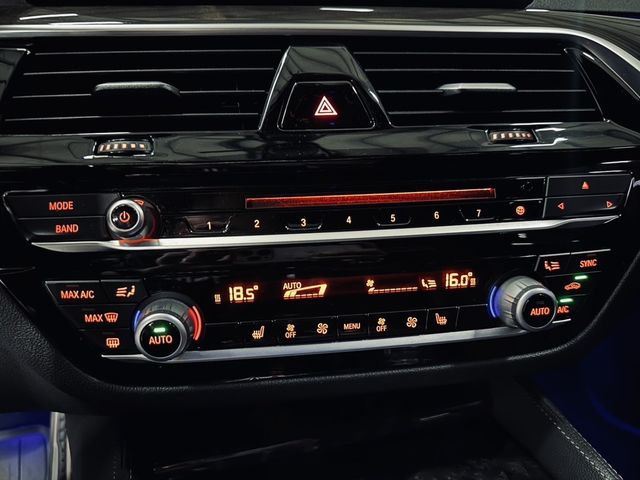 BMW寶馬 530I  第12張相片