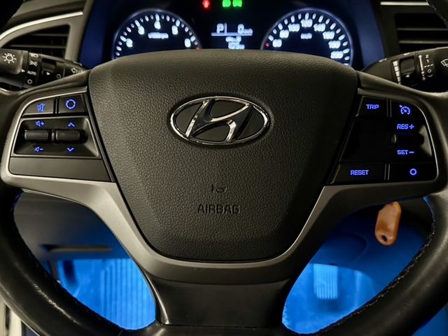HYUNDAI現代 ELANTRA  第27張相片