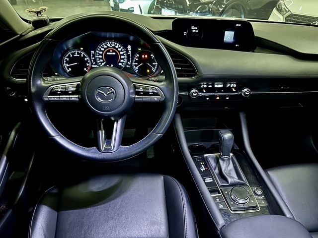 MAZDA馬自達 MAZDA 3  第17張相片
