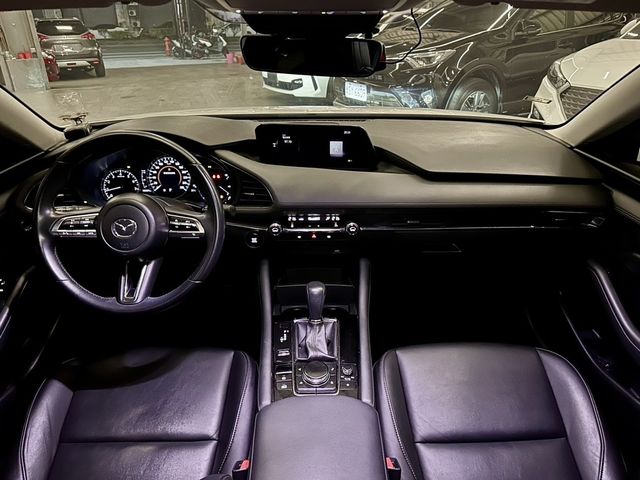 MAZDA馬自達 MAZDA 3  第19張相片