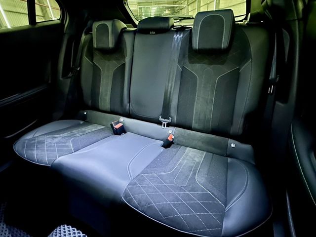PEUGEOT寶獅 2008  第15張相片