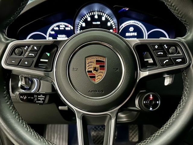 PORSCHE保時捷 CAYENNE  第25張相片