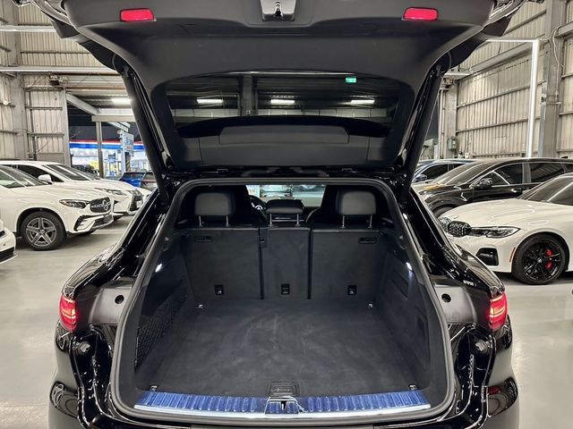 PORSCHE保時捷 CAYENNE  第37張相片