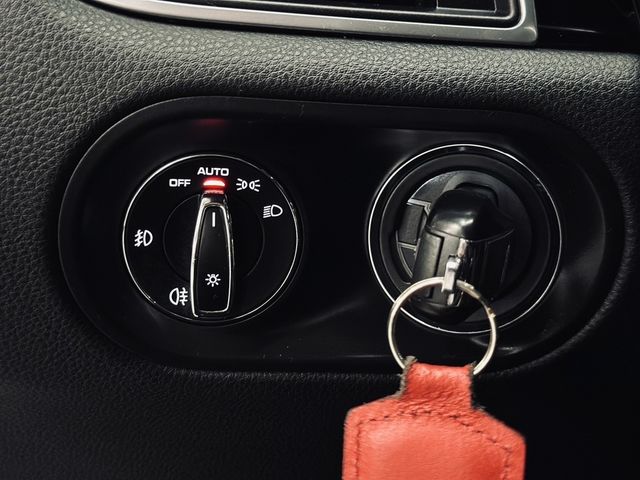PORSCHE保時捷 MACAN S  第31張相片