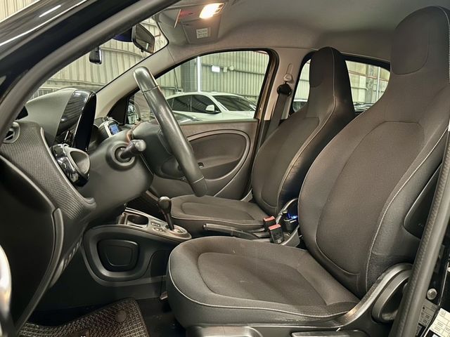 SMART斯麥特 FORFOUR  第13張相片