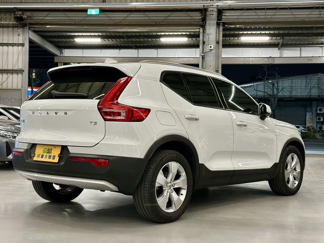 VOLVO富豪 XC40  第9張相片