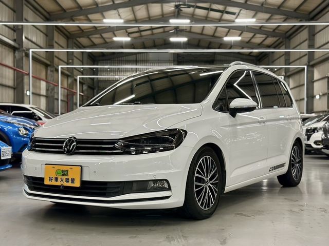 VOLKSWAGEN福斯 TOURAN  第1張相片