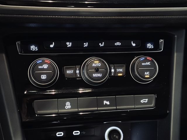 VOLKSWAGEN福斯 TOURAN  第25張相片