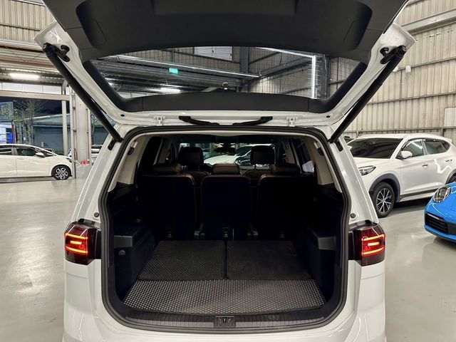 VOLKSWAGEN福斯 TOURAN  第37張相片