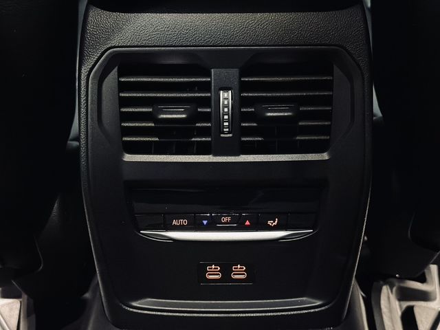 BMW寶馬 I4 EDRIVE40  第18張相片