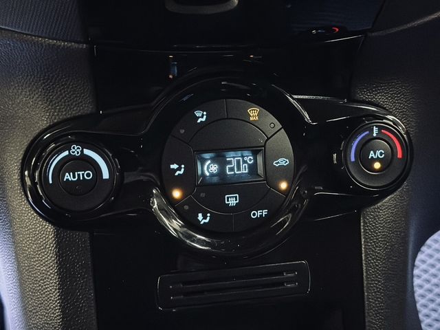 FORD福特 FIESTA  第13張相片