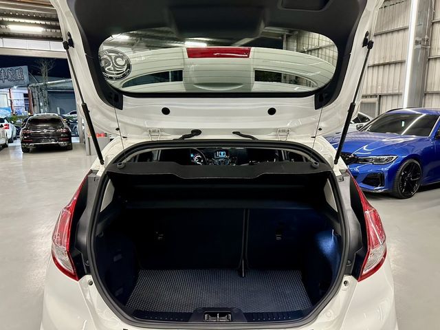 FORD福特 FIESTA  第18張相片