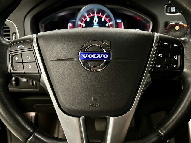 VOLVO富豪 V40  第14張相片