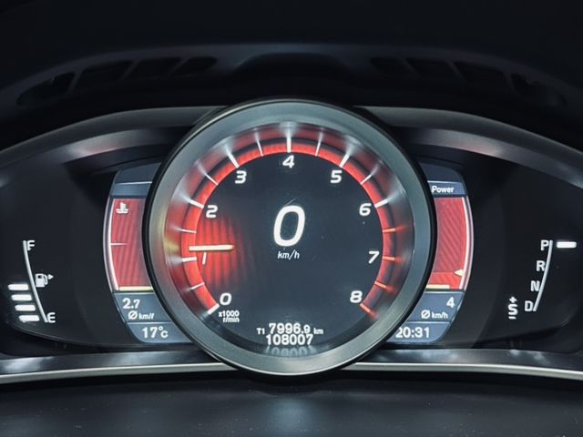 VOLVO富豪 V40  第19張相片