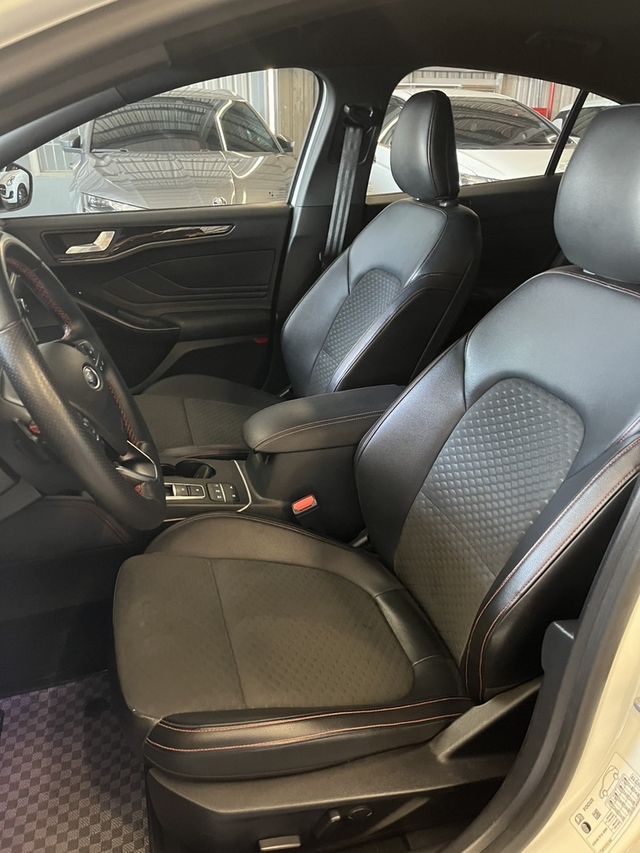 FORD福特 FOCUS  第5張相片
