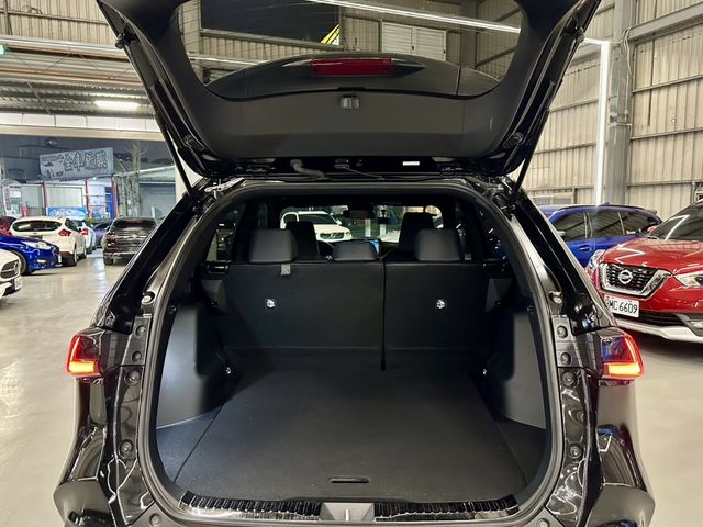 TOYOTA豐田 YARIS CROSS  第19張相片