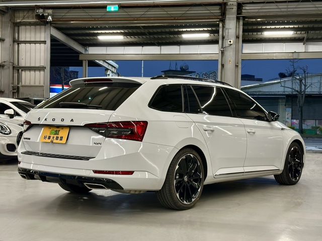 SKODA司科達 SUPERB COMBI  第5張相片