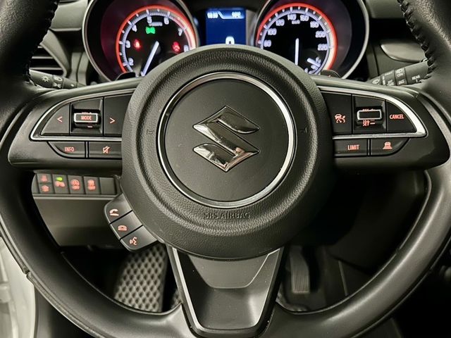 SUZUKI鈴木 SWIFT  第14張相片