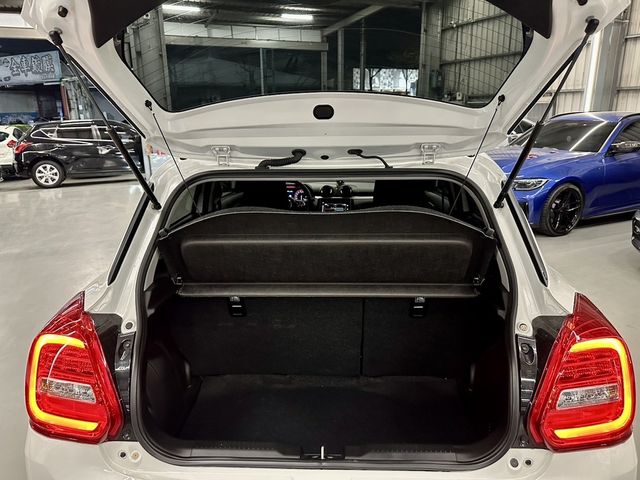 SUZUKI鈴木 SWIFT  第19張相片