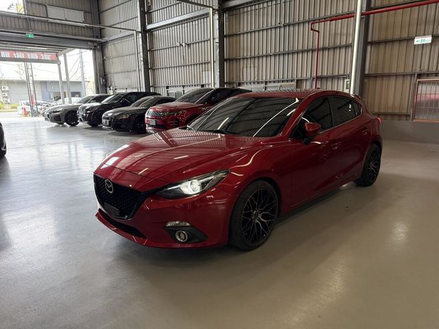 MAZDA馬自達 MAZDA 3  第1張相片