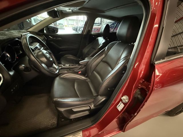 MAZDA馬自達 MAZDA 3  第5張相片