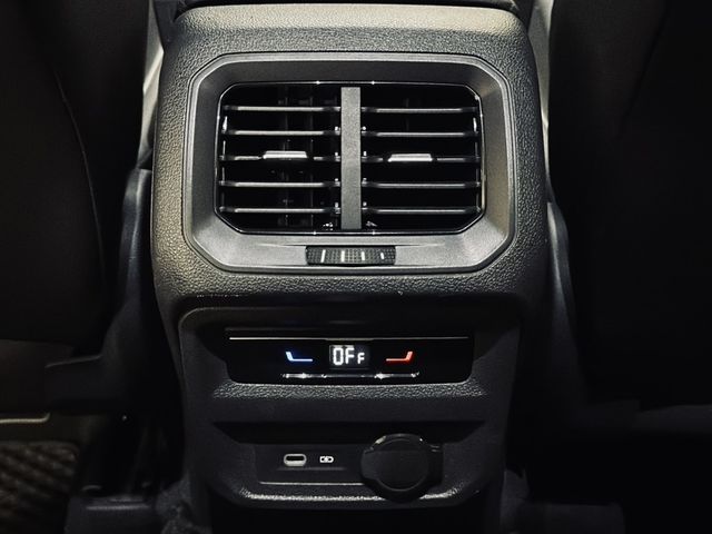 VOLKSWAGEN福斯 TIGUAN  第18張相片
