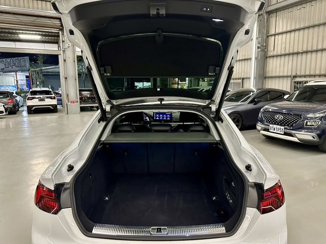AUDI奧迪 A5 SPORTBACK  第19張相片